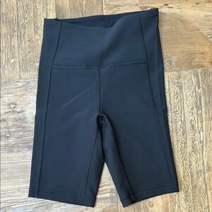Lululemon bike shorts